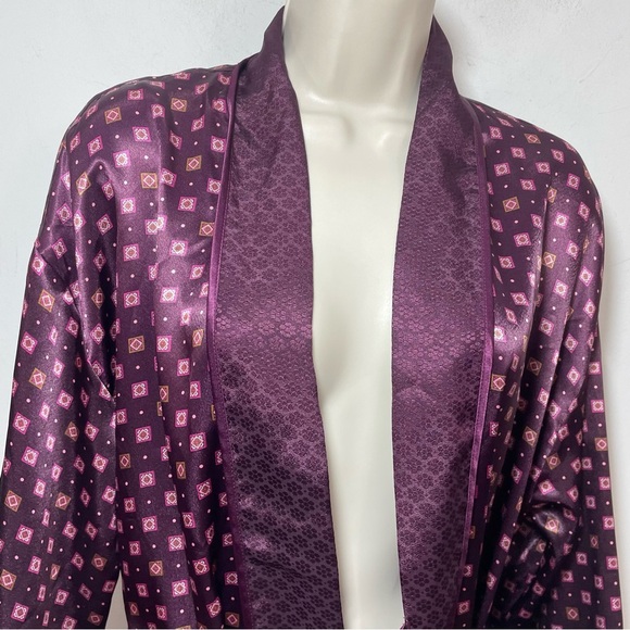 Vintage Victorias Secret Robe Womens One Size O/S Sleepwear Belt Burgundy new. - Picture 4 of 8